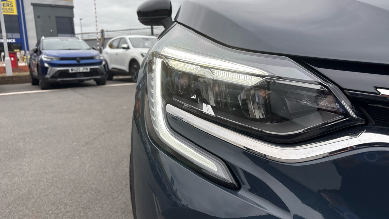 Renault Captur 1.0 TCE 90 SE Edition 5dr Petrol Hatchback